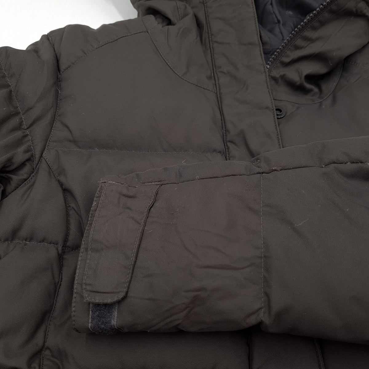 Jack Wolfskin Vintage Puffer Down Jacket Grey Water Resistant Hooded Women Size XS, detail view 7, image 9 of 9