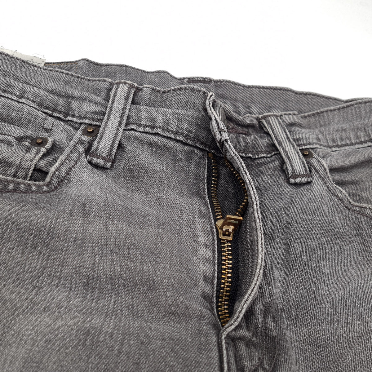 Levi's Jeans 511 Men Stretch Slim Straight Size W31 L32, detail view 4, image 6 of 9