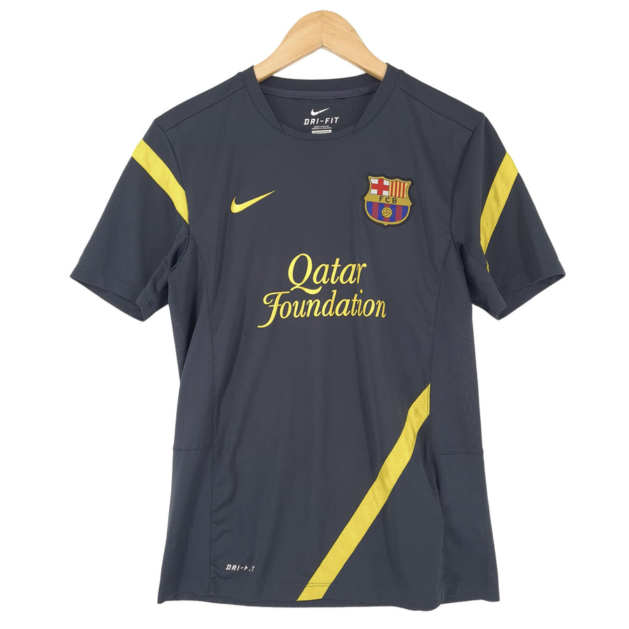 Nike Vintage Women T-Shirt Tee Top Bacelona Football Soccer Size S