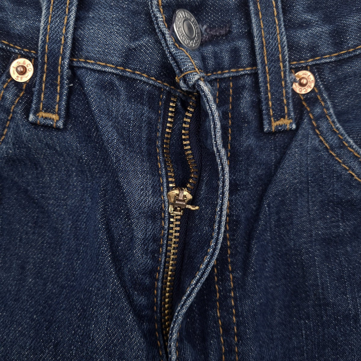 Vintage Levi's Jeans 505 Men Regular Straight Size W28 L34, detail view 4, image 6 of 9