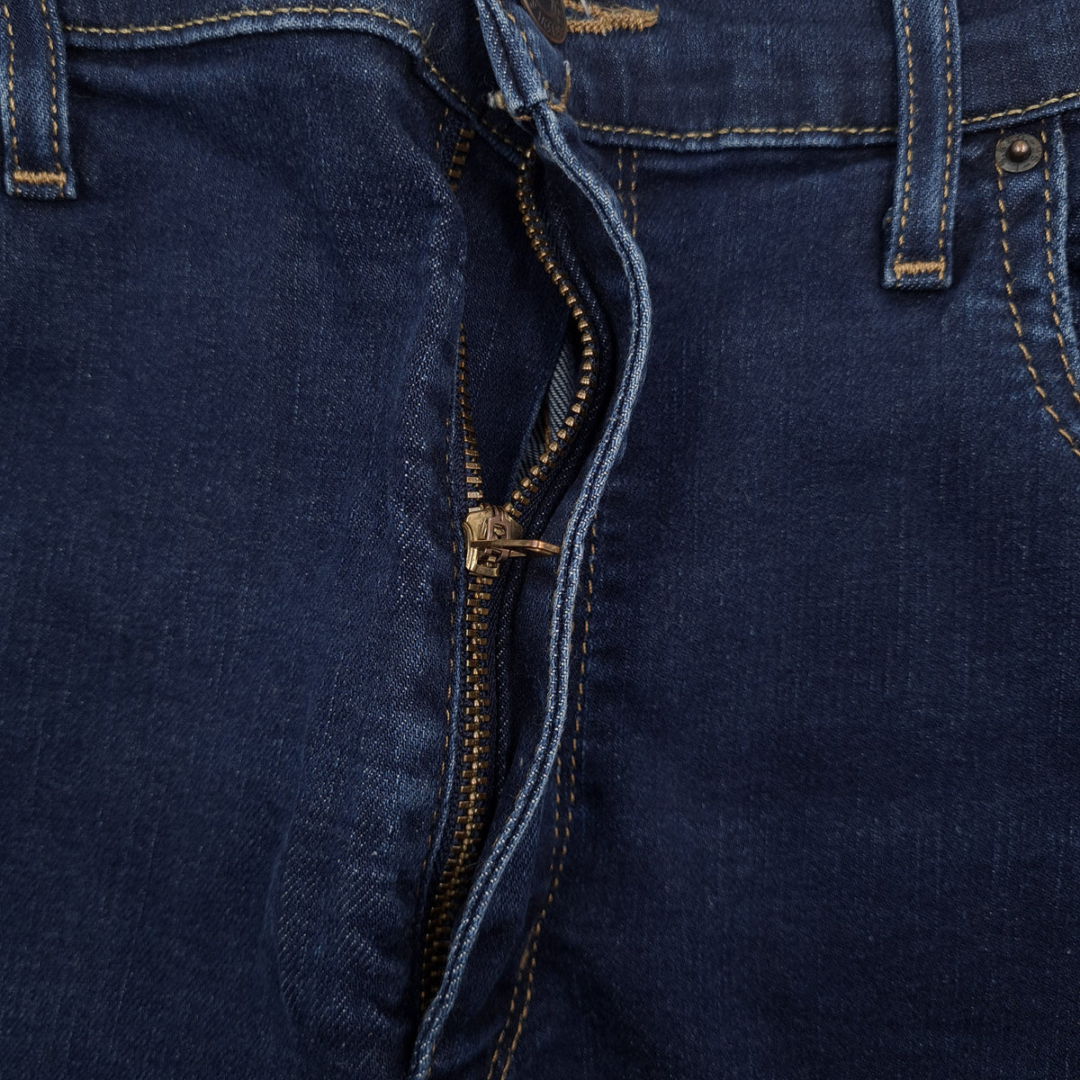 Levi's Jeans 724 High Rise Straight Women Stretch Slim Size W32 L32, detail view 5, image 7 of 10