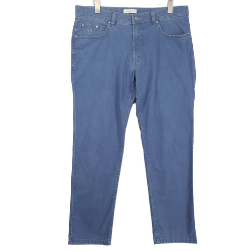 Vintage Bugatti Jeans Men Regular Straight Size W36 L30, front view, image 1 of 9