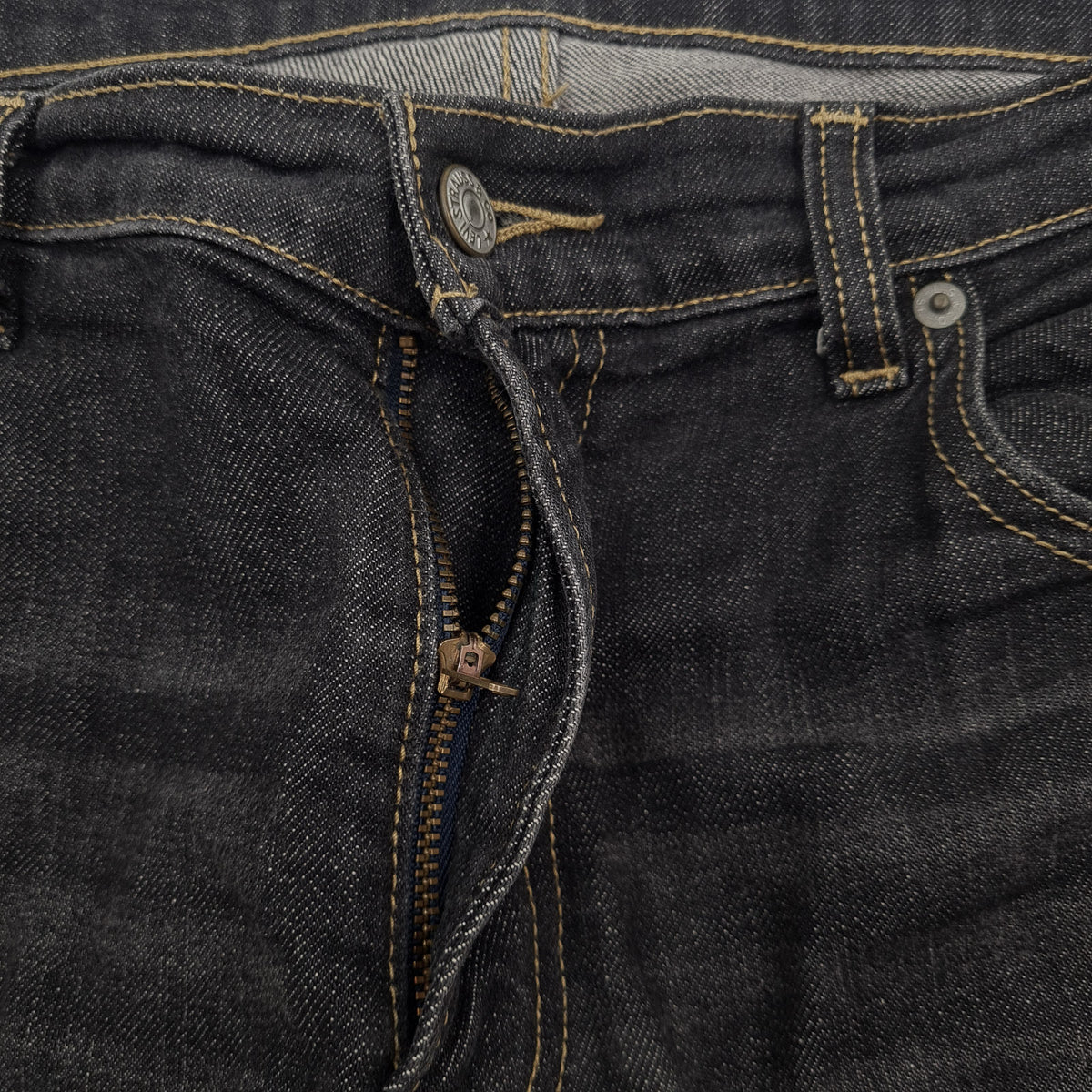 Levi's Jeans 511 Men Stretch Slim Straight Size W34 L30, detail view 4, image 6 of 9