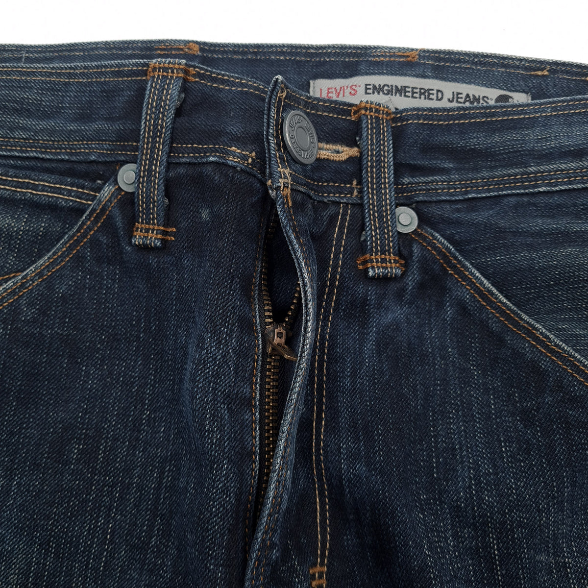 Vintage Levi's Jeans Engineered Men Regular Tapered Size W30 L30, detail view 4, image 6 of 7