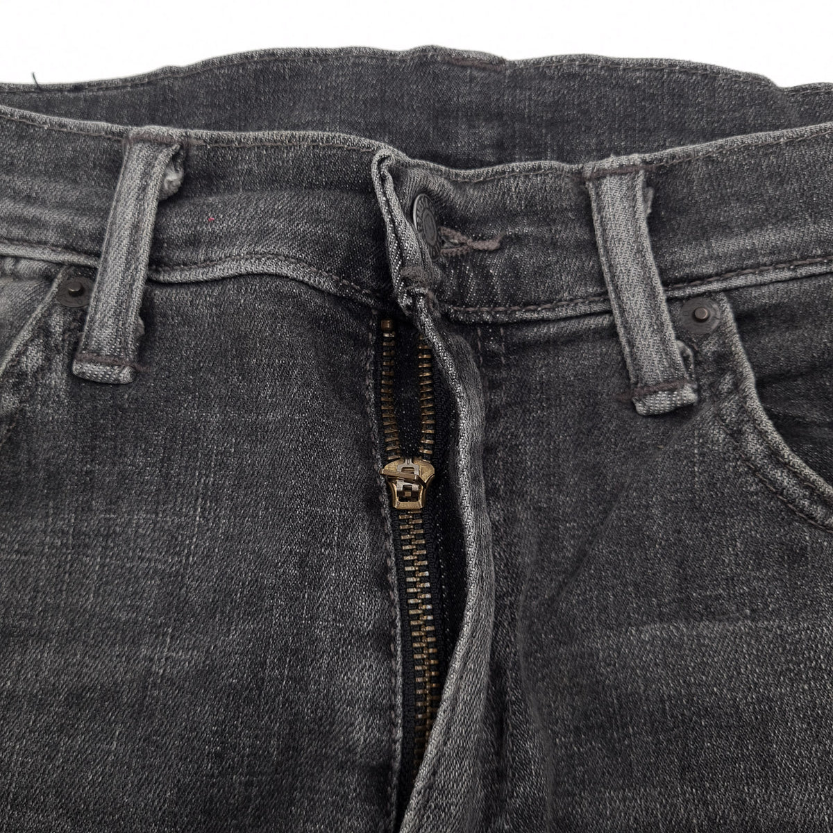 Levi's Jeans 511 Men Stretch Slim Straight Size W33 L34, detail view 4, image 6 of 9