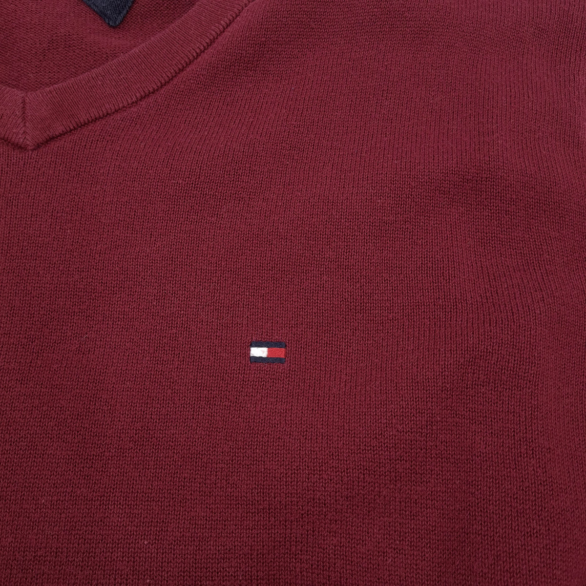 Tommy Hilfiger Vintage Mens Jumper Sweater Cotton Burgundy V-Neck Pullover Size M, detail view 3, image 5 of 7
