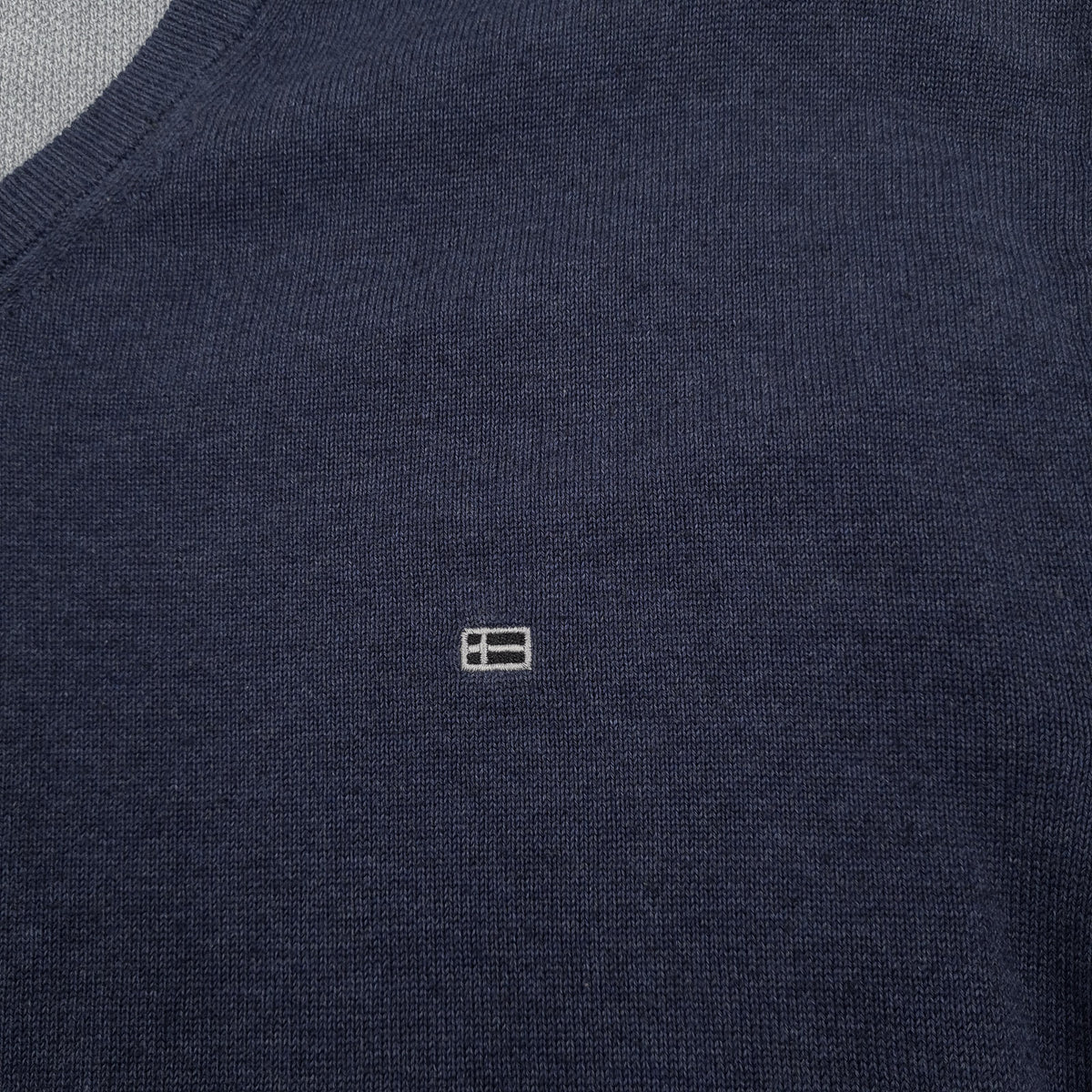Christian Berg Mens Jumper Sweater Cotton Blue V-Neck Pullover Knit Size XL, detail view 3, image 5 of 8