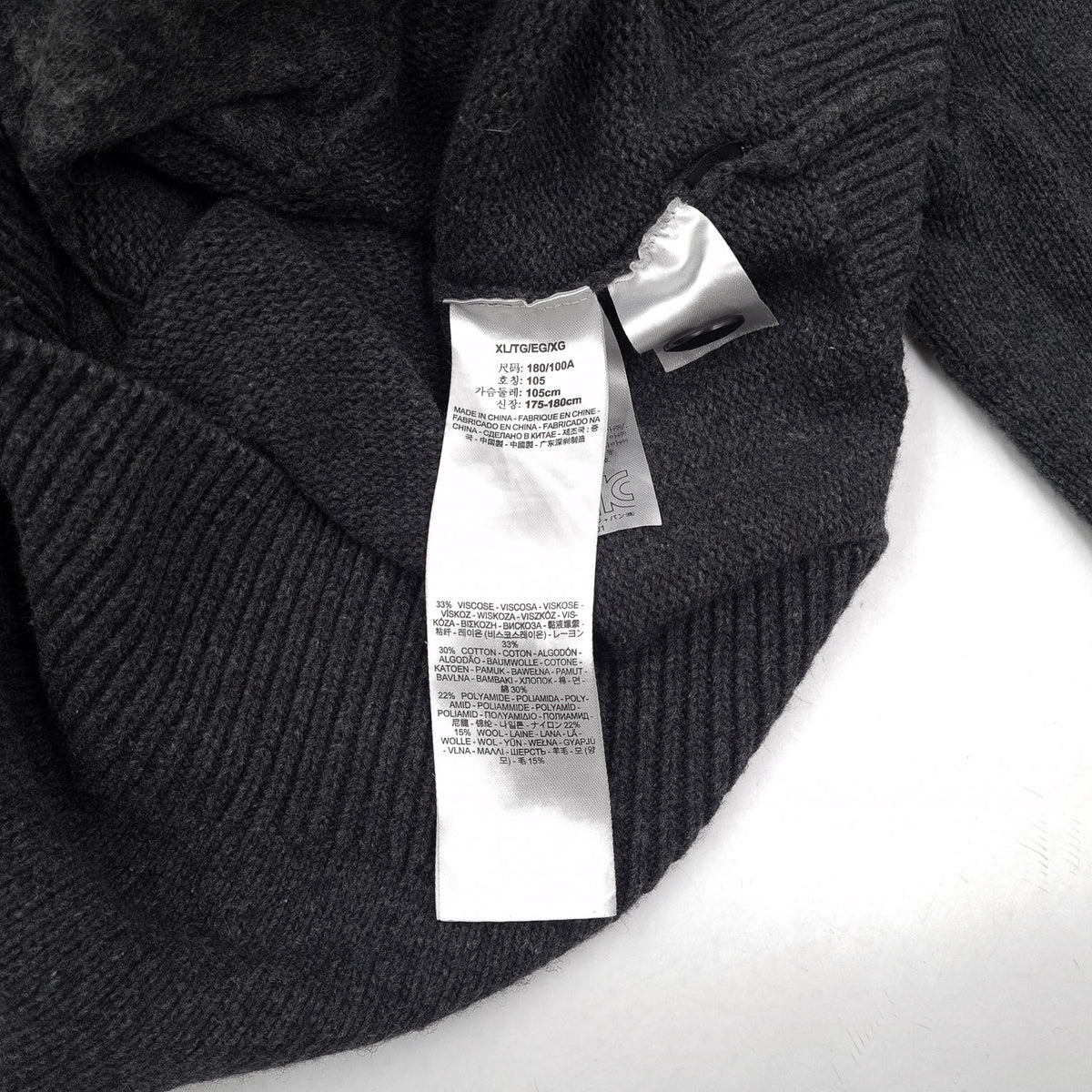 Levi's Vintage Mens Cardigan Cotton Grey V-Neck Slim Fit Sweater Knit Size XL, detail view 3, image 5 of 6