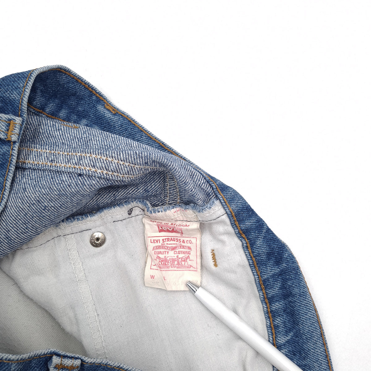Vintage Levi's Jeans 631 Women Regular Straight Size W32 L36, detail view 5, image 7 of 9