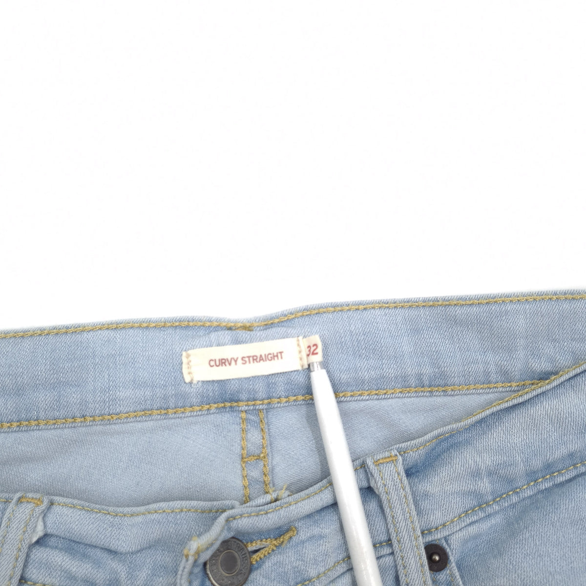 Vintage Levi's Jeans Curvy Straight Women Regular Size W32 L32, detail view 4, image 6 of 10