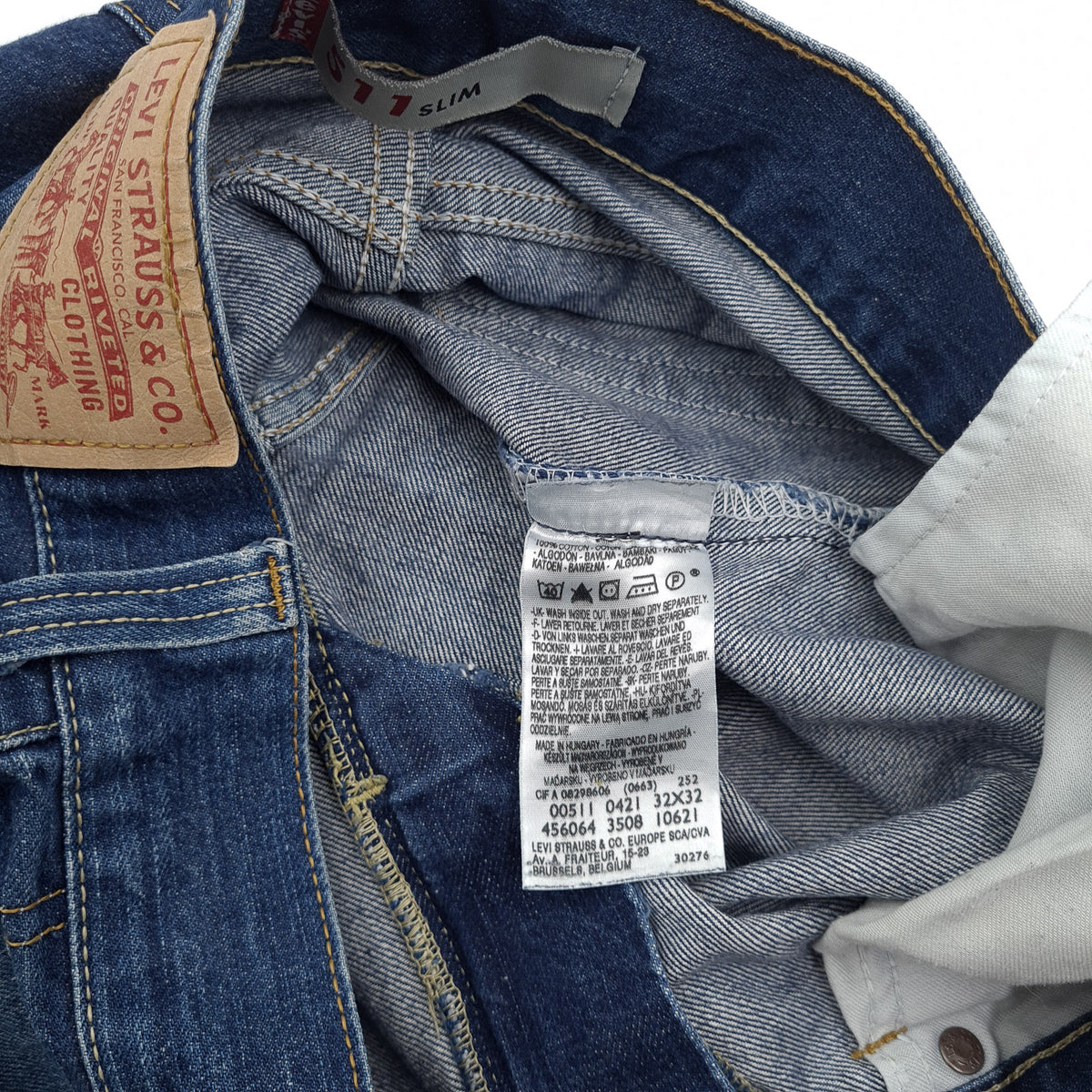 Vintage Levi's Jeans 511 Slim Men Straight Size W32 L30, detail view 6, image 8 of 8